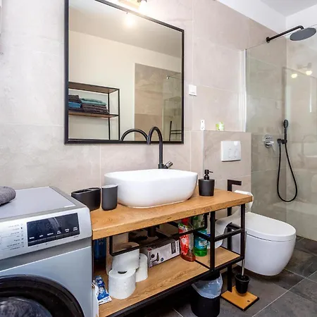 2 Bedroom In * Omišalj