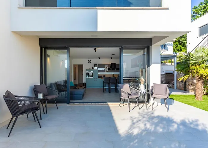 2 Bedroom Stunning In