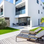 2 Bedroom In * Omišalj