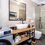 2 Bedroom In * Omišalj
